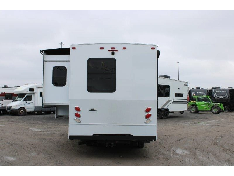 2026 Jayco Melbourne 24l alt