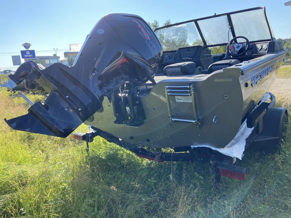 2026 Crestliner 1750 Fish Hawk Wt alt