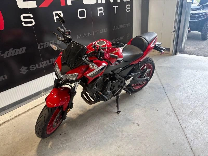 2022 Kawasaki Z650 50th Anniversaire Rouge alt