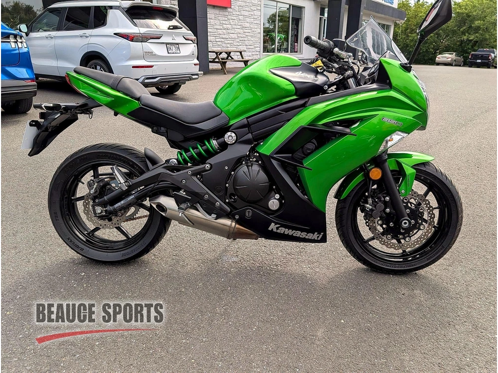 2015 Kawasaki Ex650 - Ninja 650 Abs Moto Sport Quotidienne Accessible Débutant Twin Confort Look Agressif Ville Weekend Abs Sécurité Entretien Fait R7 Mt-07 Cbr Sv650 alt