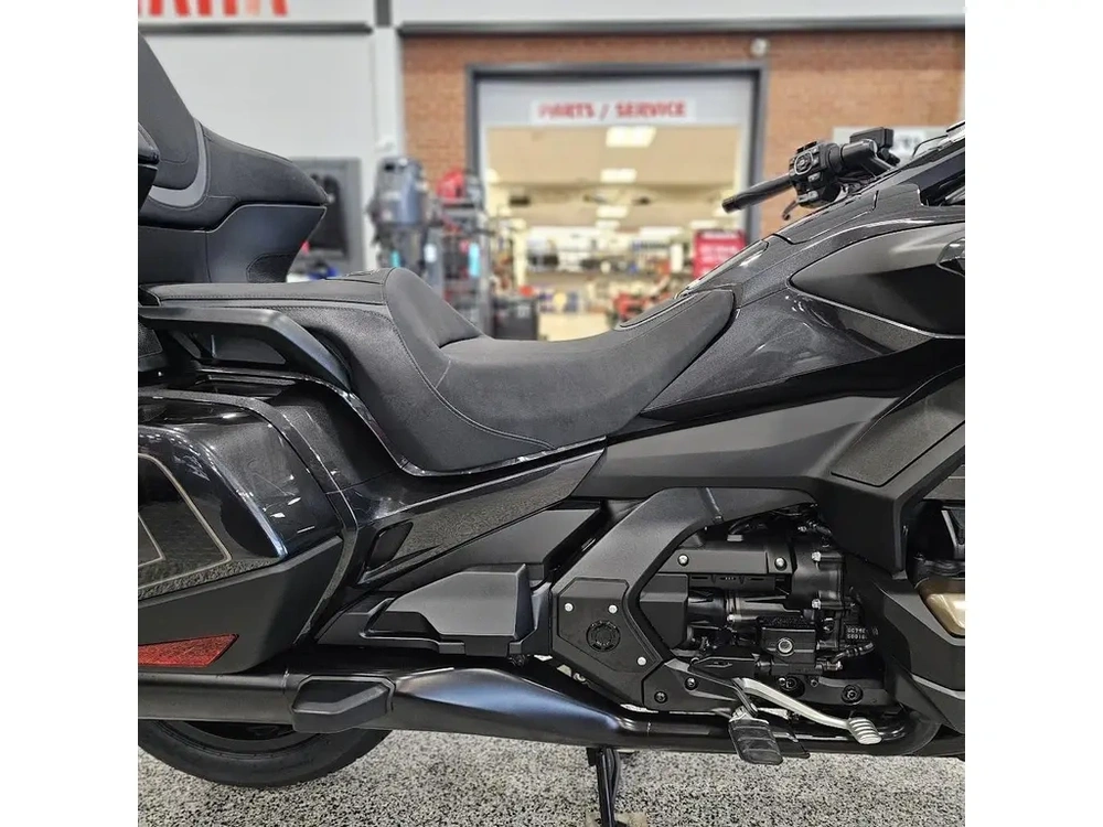 2026 Honda Goldwing Tour 6 Speed alt