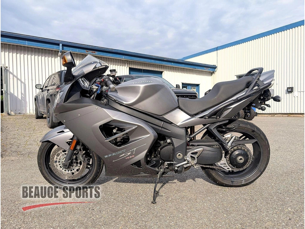 2009 Triumph Sprint St 1050 ⚡ Moto 3 Cylindres Performance Routière alt