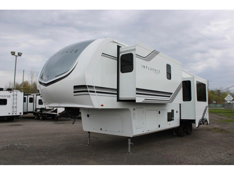 Grand Design Influence 3203gk 2025 alt