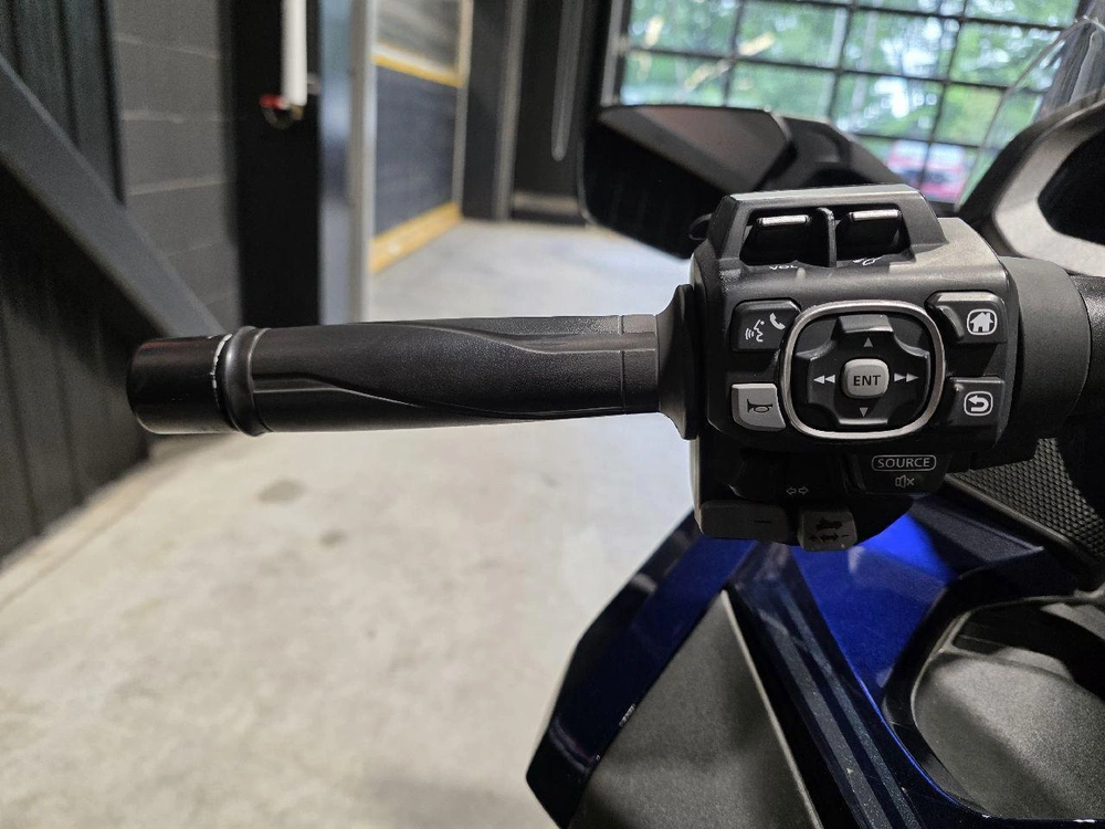 Honda Goldwing Tour Dct Gl1800dsk 2019 alt
