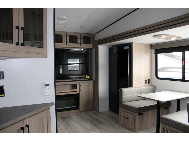 Keystone Rv Coleman 2400rex 2026 alt