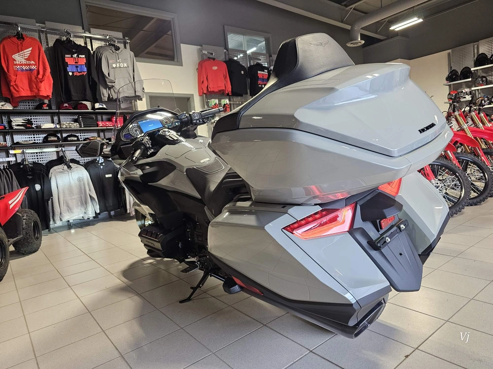 2026 Honda Gold Wing Tour Abs alt