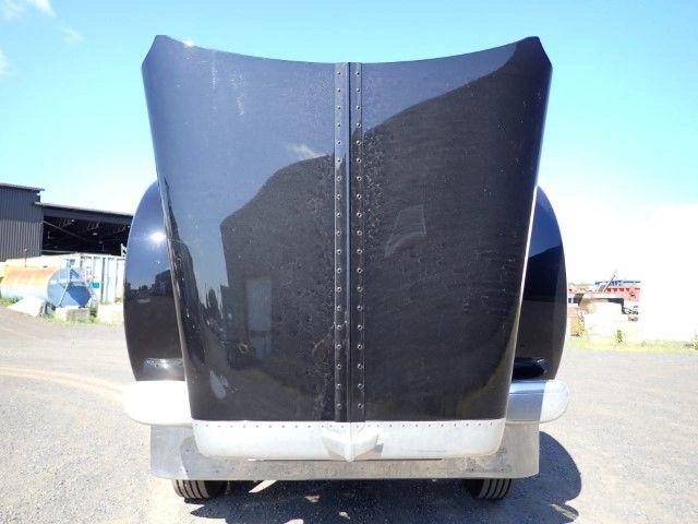 Peterbilt 589 2025