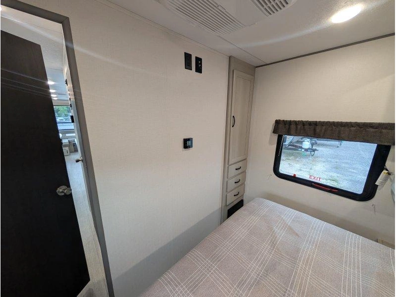 Coachmen Catalina 283rnr 2027 alt