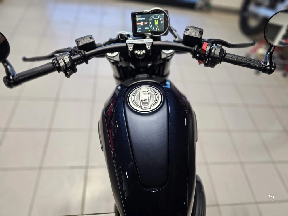 2024 Ducati Scrambler 800 Nightshift Abs alt