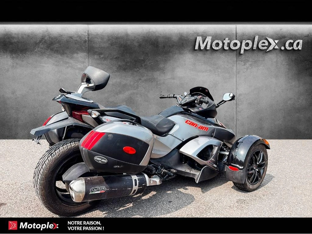 2011 Can-am Spyder Rss Se5 Touring alt