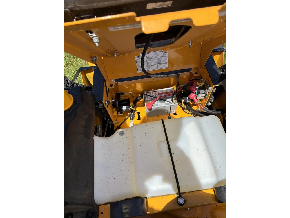 2025 Cub Cadet Zt2 50 alt