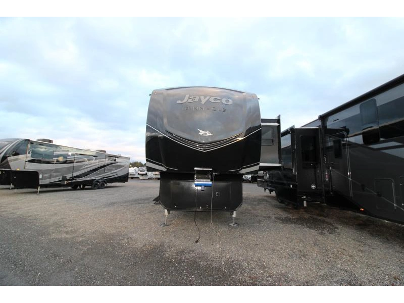 Jayco Pinnacle 38kpts 2026 alt