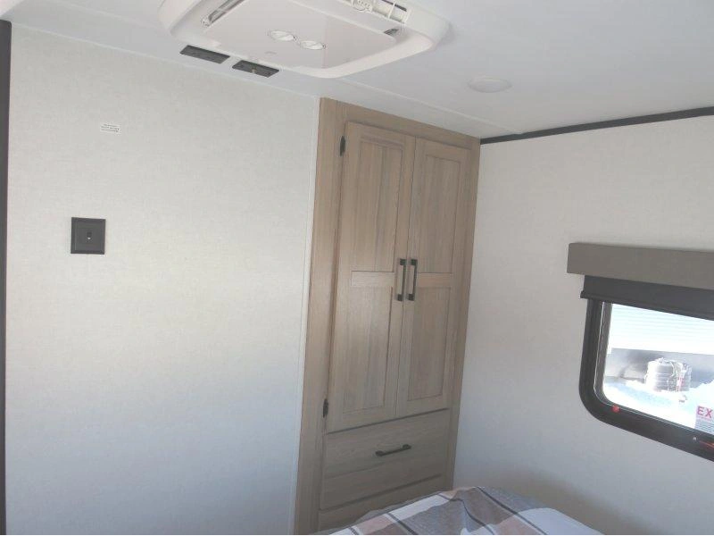 Keystone Rv Coleman 2400rex 2026 alt