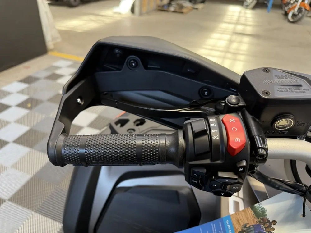 2026 Cfmoto Cforce 800 Touring alt