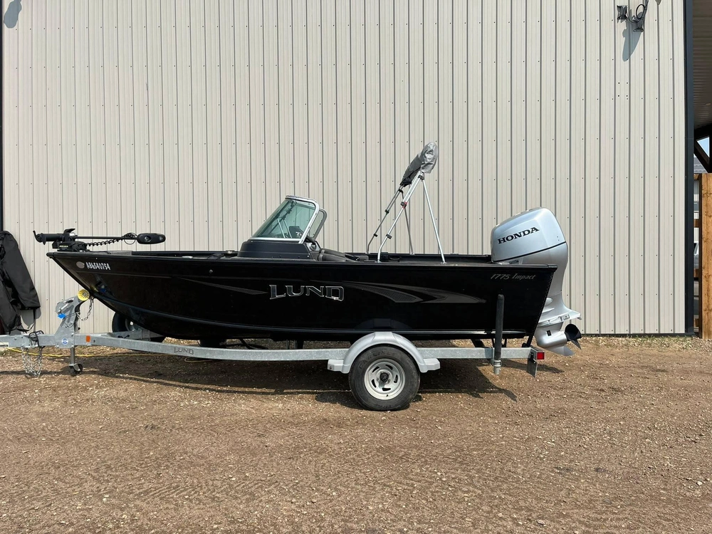 2018 Lund Boat Co 1775 Impact alt
