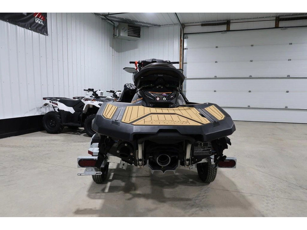 2025 Kawasaki Ultra 310lx alt