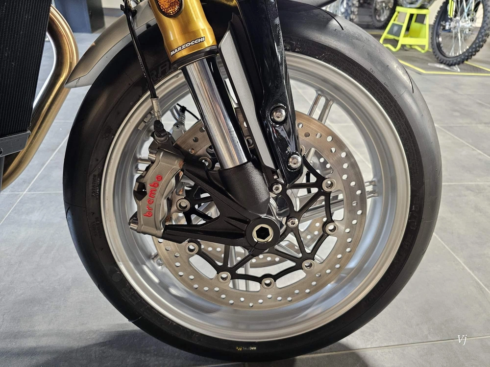 2027 Triumph Speed Twin 1200 Cafe Racer alt