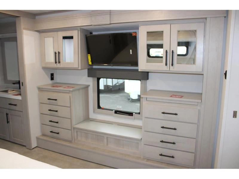 Grand Design Solitude 417kb 2026 alt
