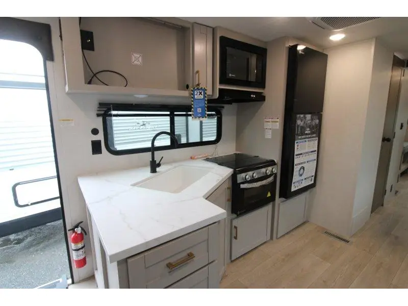 Jayco Jay Flight 2027