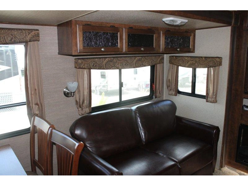 Coachmen Chaparral D348bhs 2014 alt