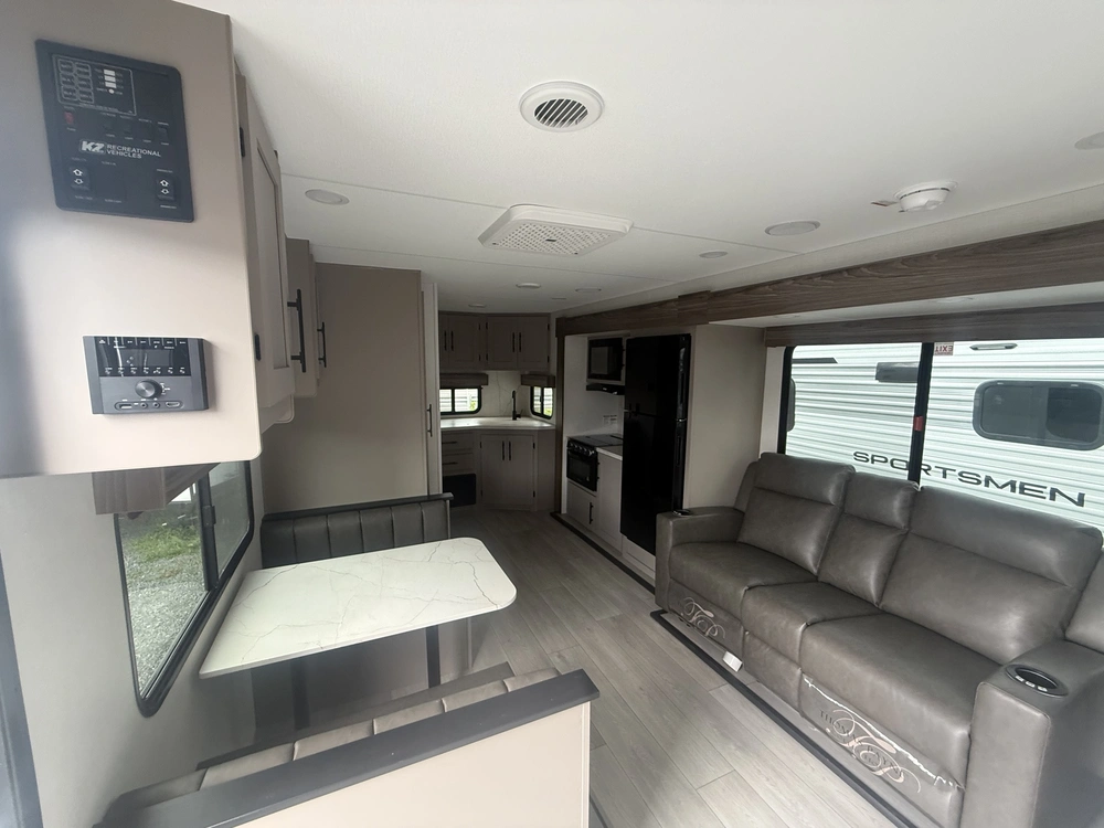 Kz-rv Connect Se 211rkse 2027 alt