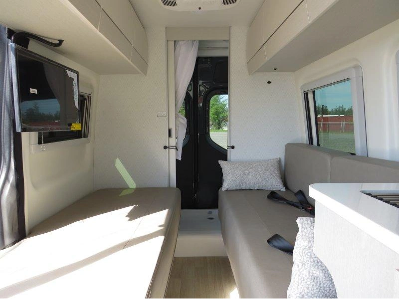 Thor Motor Coach Tranquility 19a 2027 alt