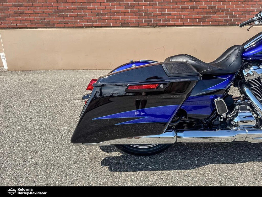 2017 Harley-davidson Flhxse - Cvo™ Street Glide® alt