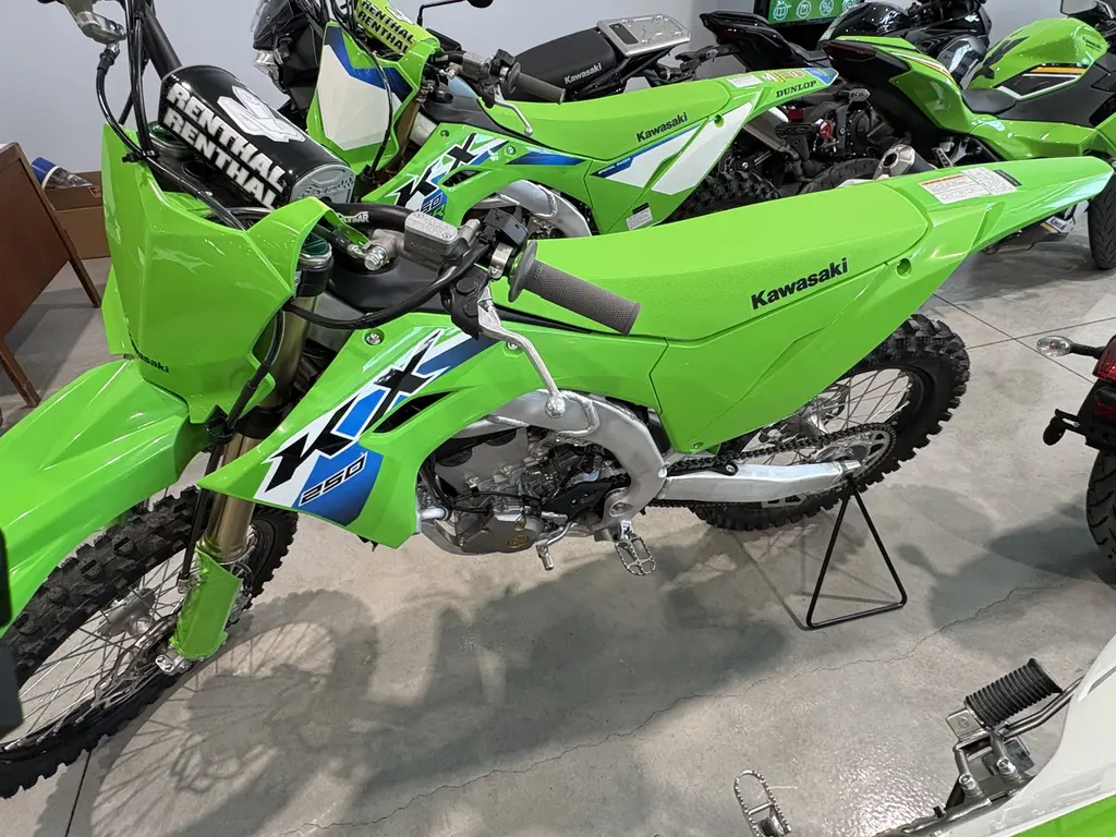 2026 Kawasaki KX™ 250 - Lime Green 