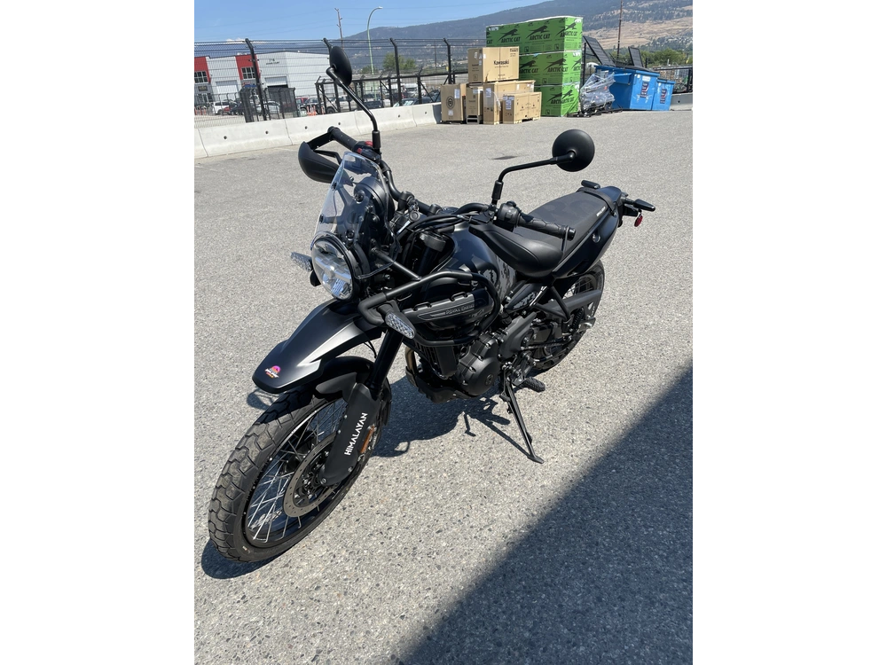 2026 Royal Enfield Himalayan Mana Black alt