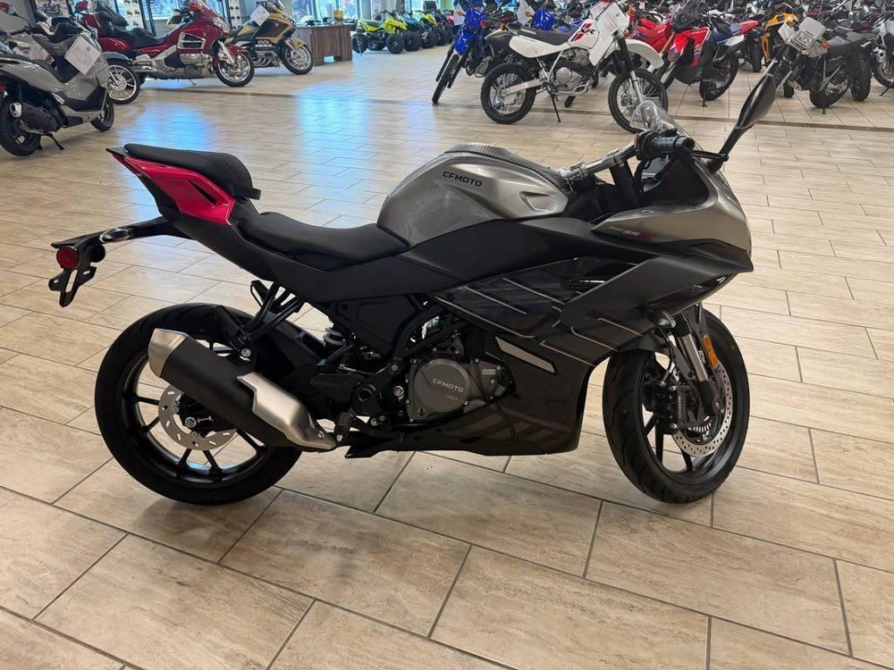 2026 Cfmoto 300ss 5us