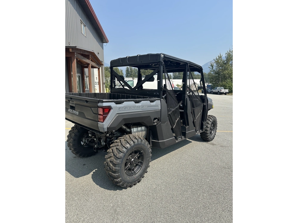 2026 Polaris Ranger Crew Xp 1000 Premium Stealth Gray *$194 Bi-weekly* alt
