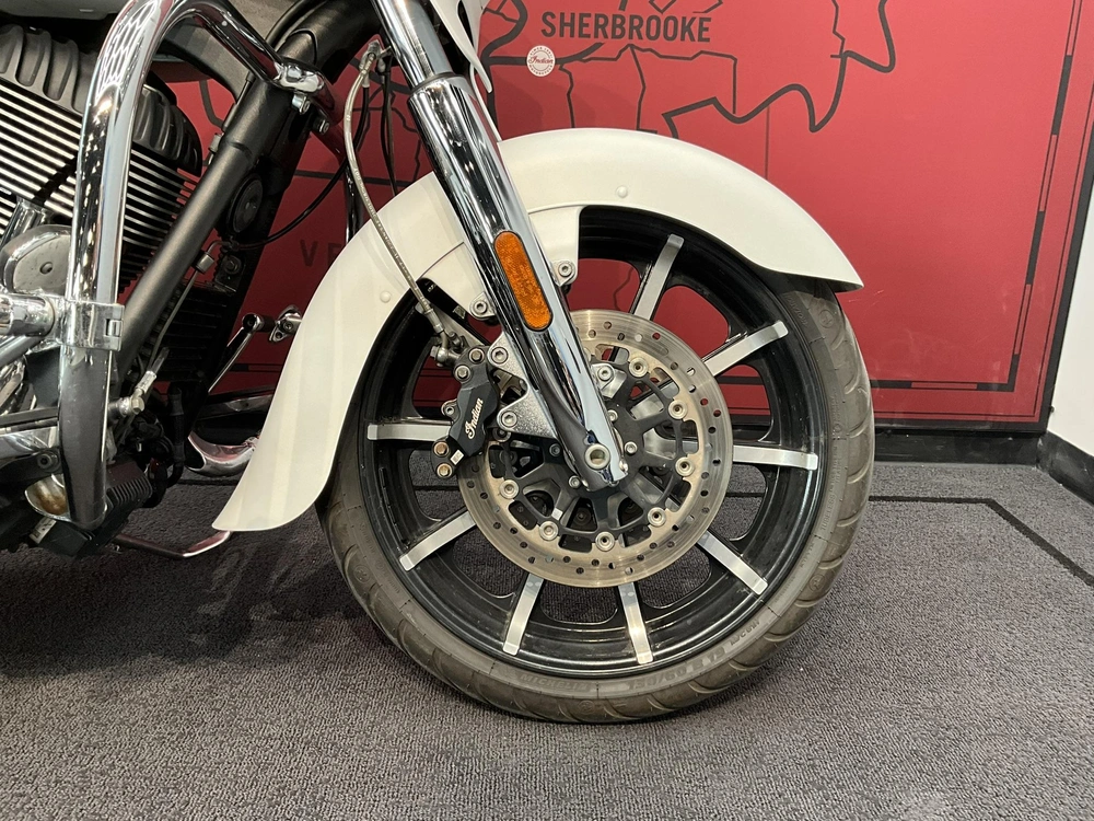 2018 Indian Motorcycle Chieftain Limited alt