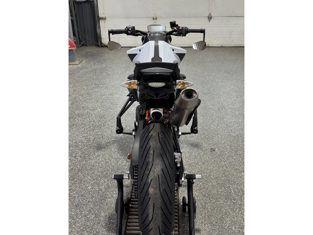 2021 Ktm 890 Duke R alt