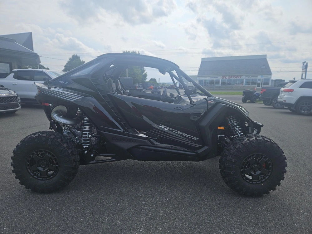 Cfmoto Z10 2026 alt