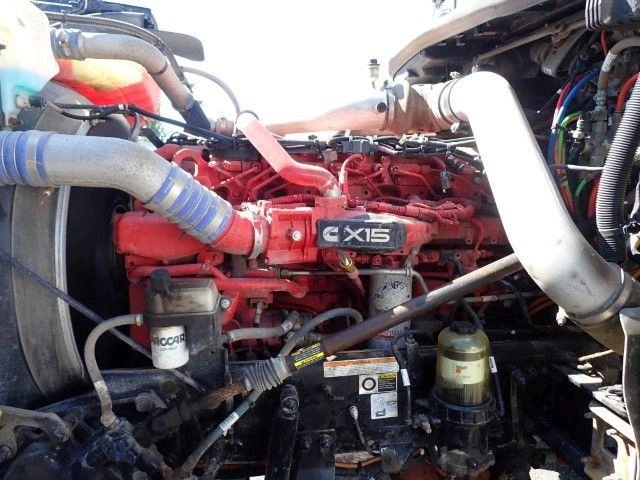 Peterbilt 589 2025