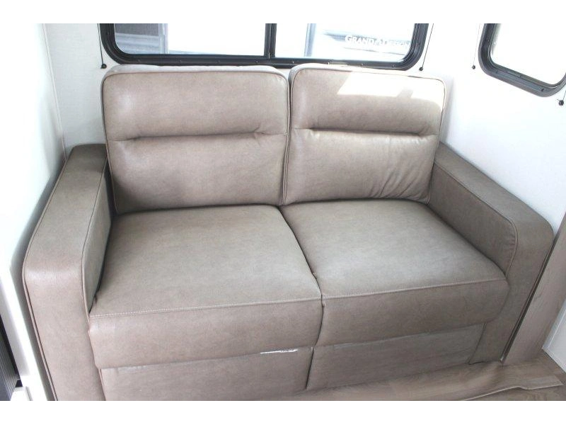 Grand Design Transcend 25mlx 2026 alt