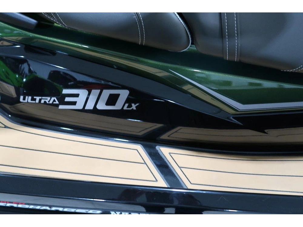 2025 Kawasaki Ultra 310lx alt