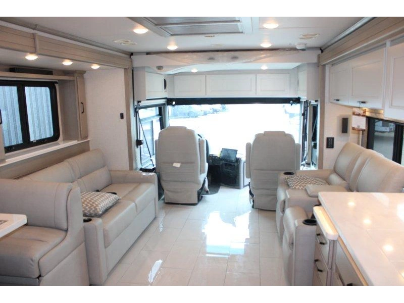 Thor Motor Coach Aria 3901 2027 alt