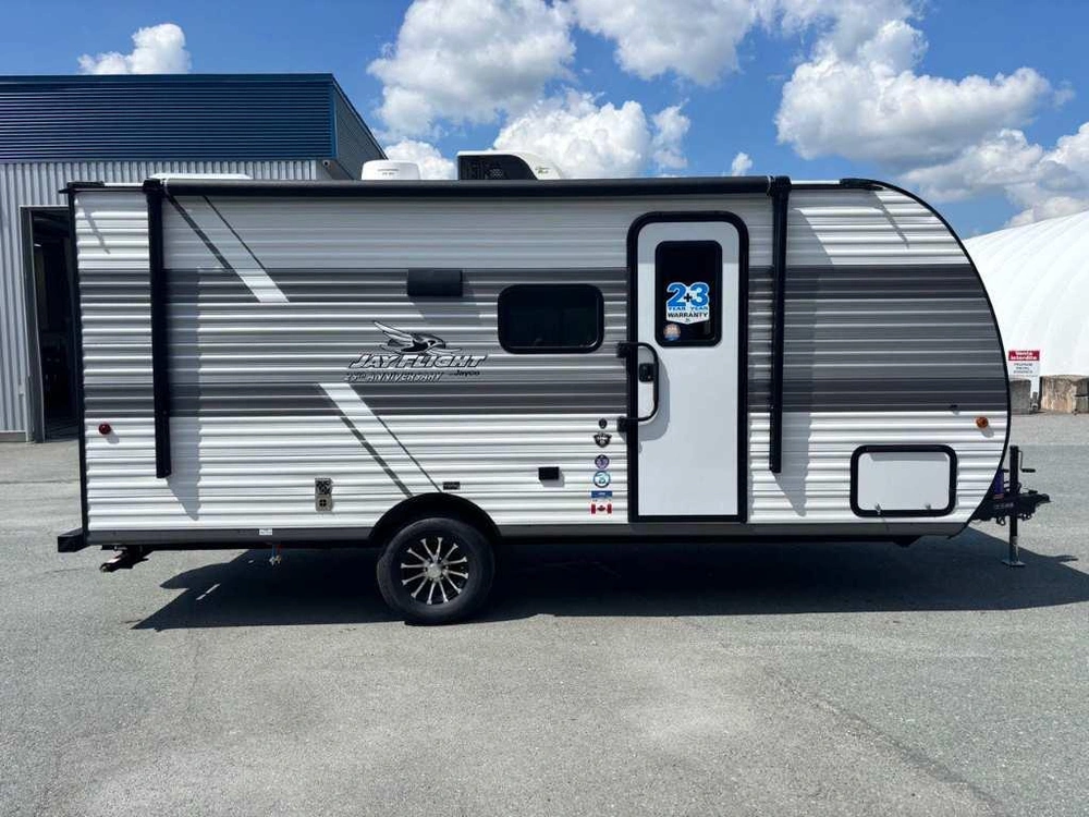 Jayco Jay Flight 175bh 2027 alt