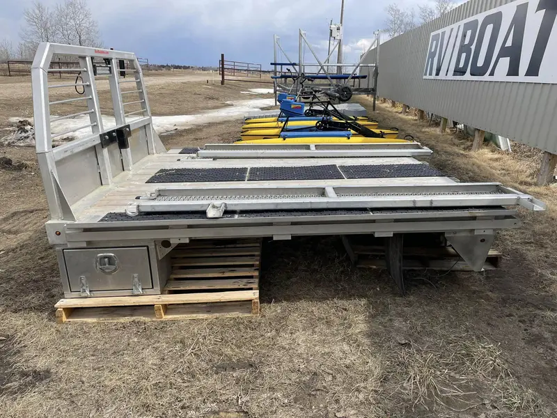 R&R Trailers 102" X 84" FLAT DECK 2017