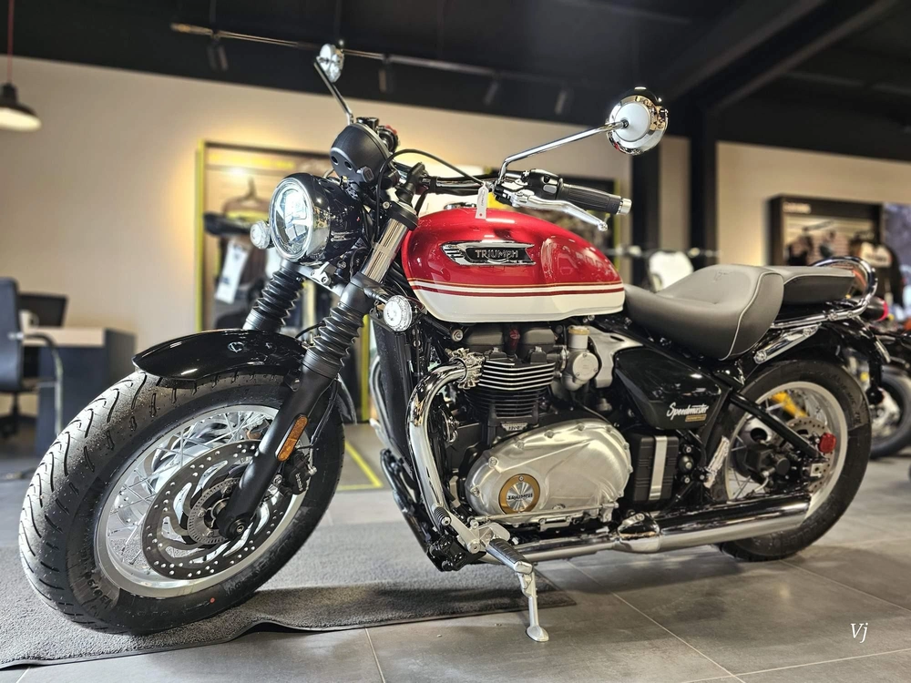2026 Triumph Bonneville Speedmaster alt