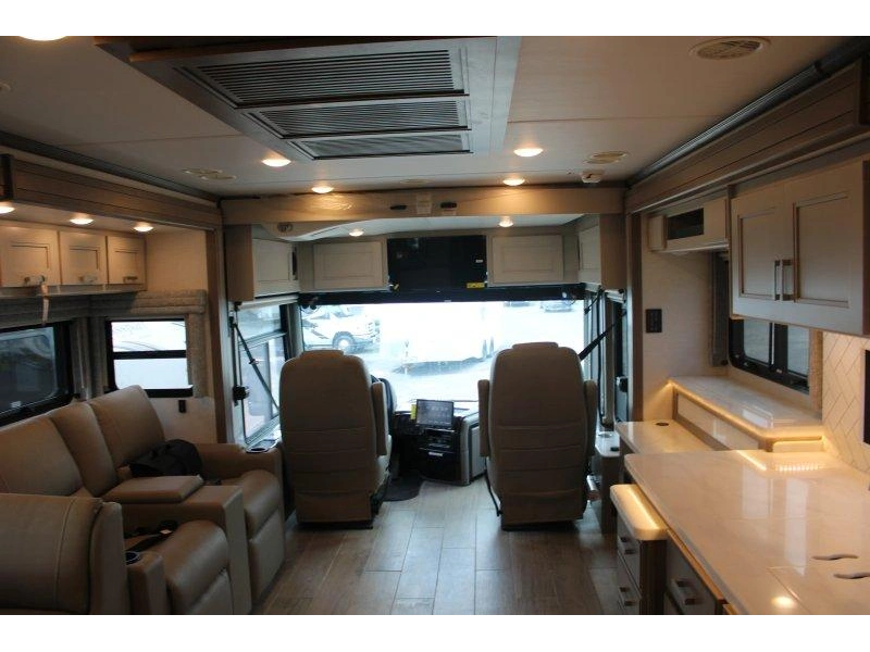 Thor Motor Coach Aria 3702 2027 alt