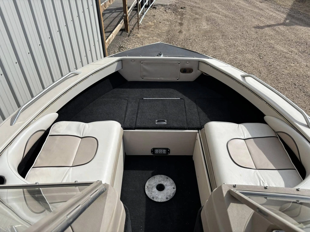 2003 Crestliner 1850 Sportfisher - 15hp Honda alt