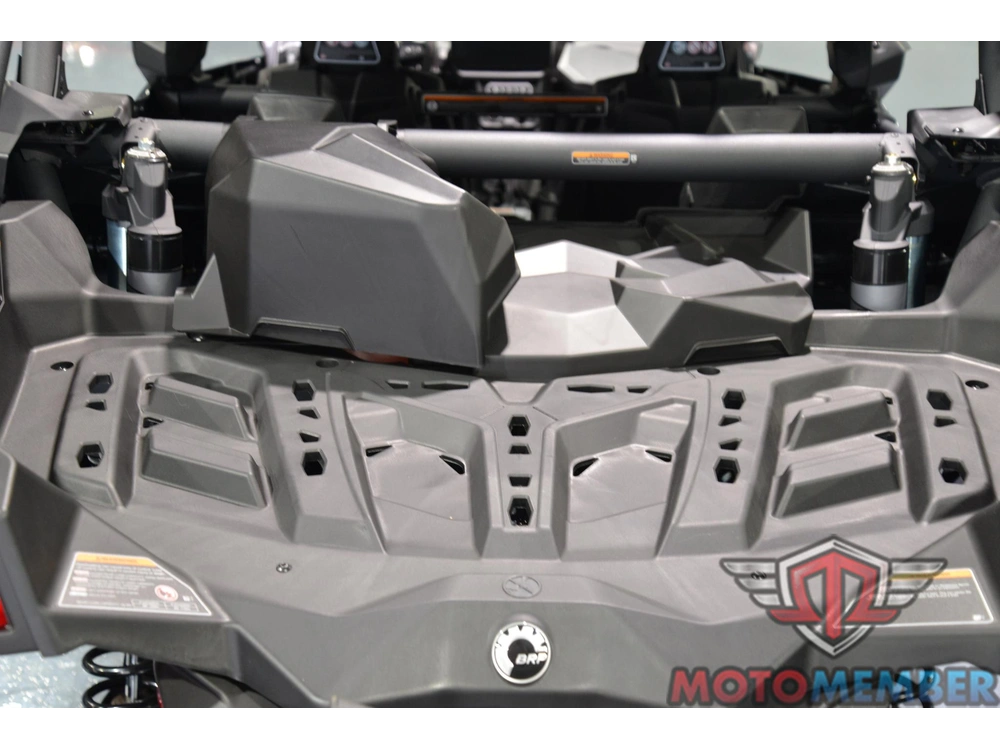 2026 Can-am Maverick X3 Max X Rs Turbo Rr Triple Black_10.25 In Infotainment alt