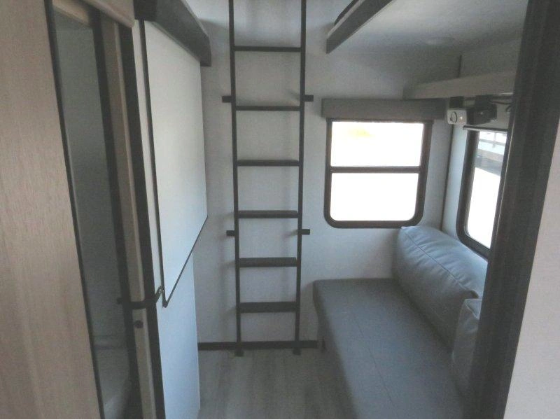 Keystone Rv Coleman 3000loft 2026 alt