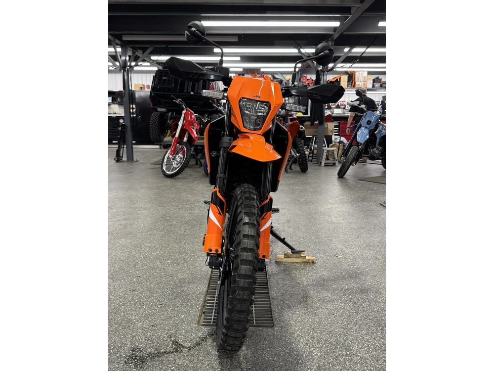 2026 Ktm 390 Enduro R alt