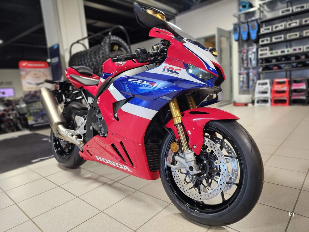 2026 Honda Cbr1000rr-r Fireblade Sp alt