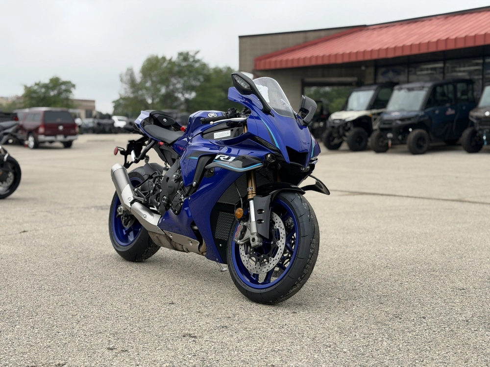 2026 Yamaha Yzf-r1 alt