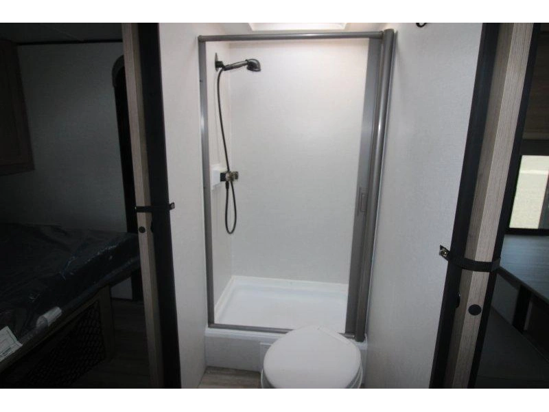 Keystone Rv Coleman 21rx 2027 alt