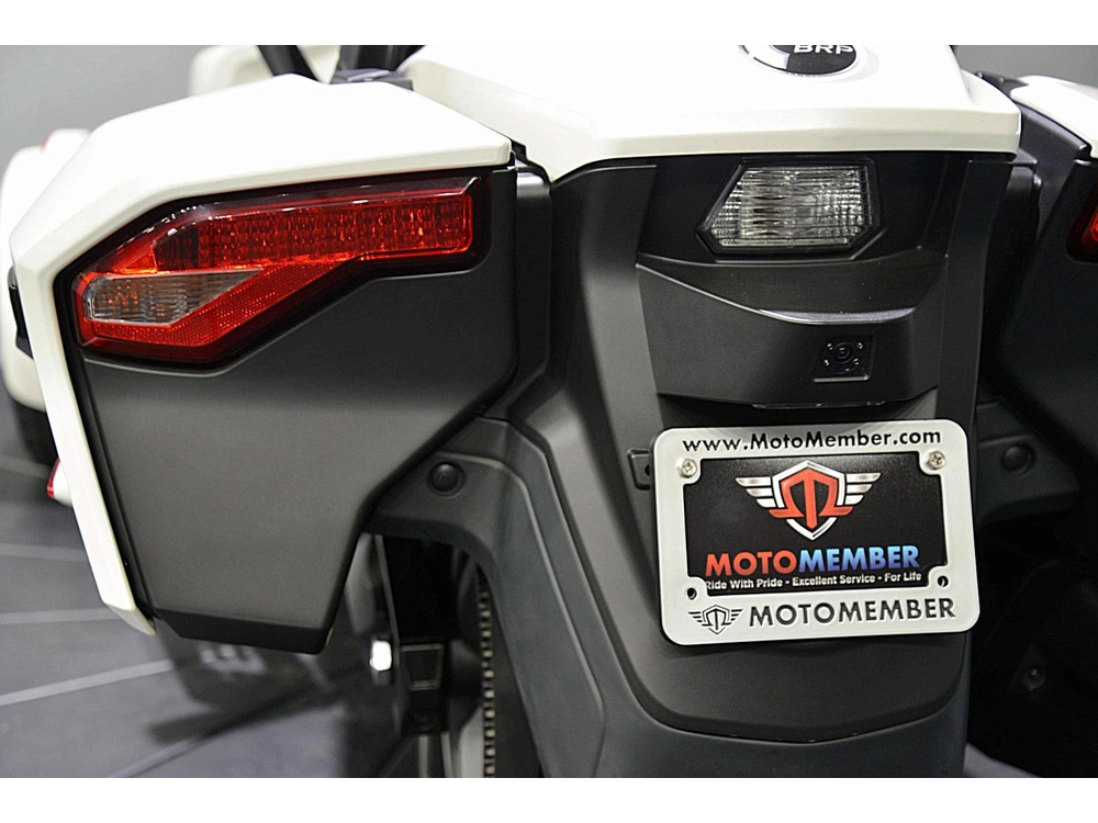 2026 Can-am Spyder F3-t alt